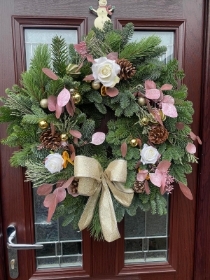 CHRISTMAS DOOR WREATH